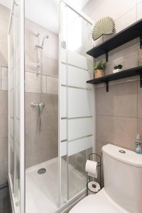 Parisian & Chic Appartement -15 Min From Paris Center Ivry-sur-Seine Ngoại thất bức ảnh