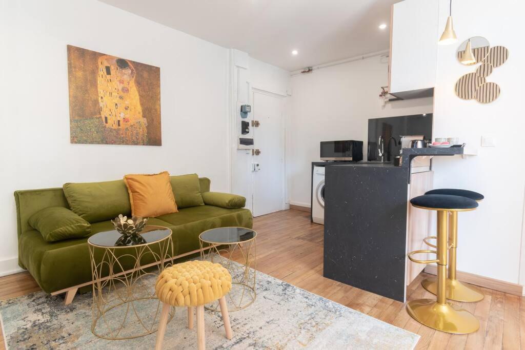 Parisian & Chic Appartement -15 Min From Paris Center Ivry-sur-Seine Ngoại thất bức ảnh